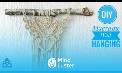 Making dIY macrame wall hanging