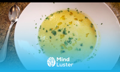 Summer Squash Soup with White Wine and Leeks
