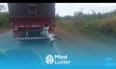 Andarilho flagrado pegando carona em para choque de caminhão na BR 222