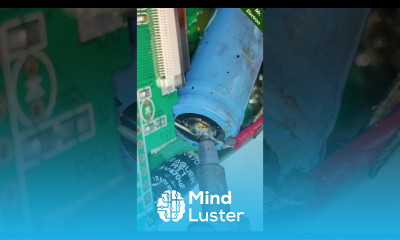 220V AC to 3 7V DC Converter for Charging 18650 Battery short