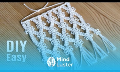 Square Knot Mesh Pattern with Loops or Butterflies 