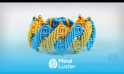 Stylized Helix Zig Zag Bracelet Tutorial in Vintage Style Macrame School